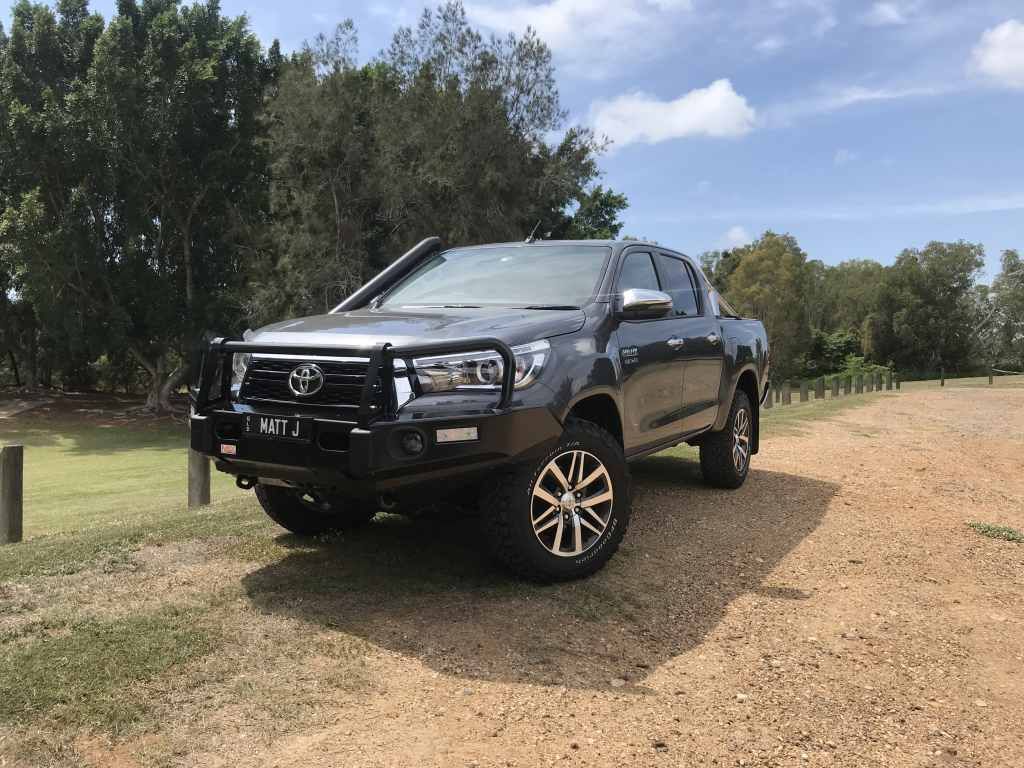 hilux bullbar n80